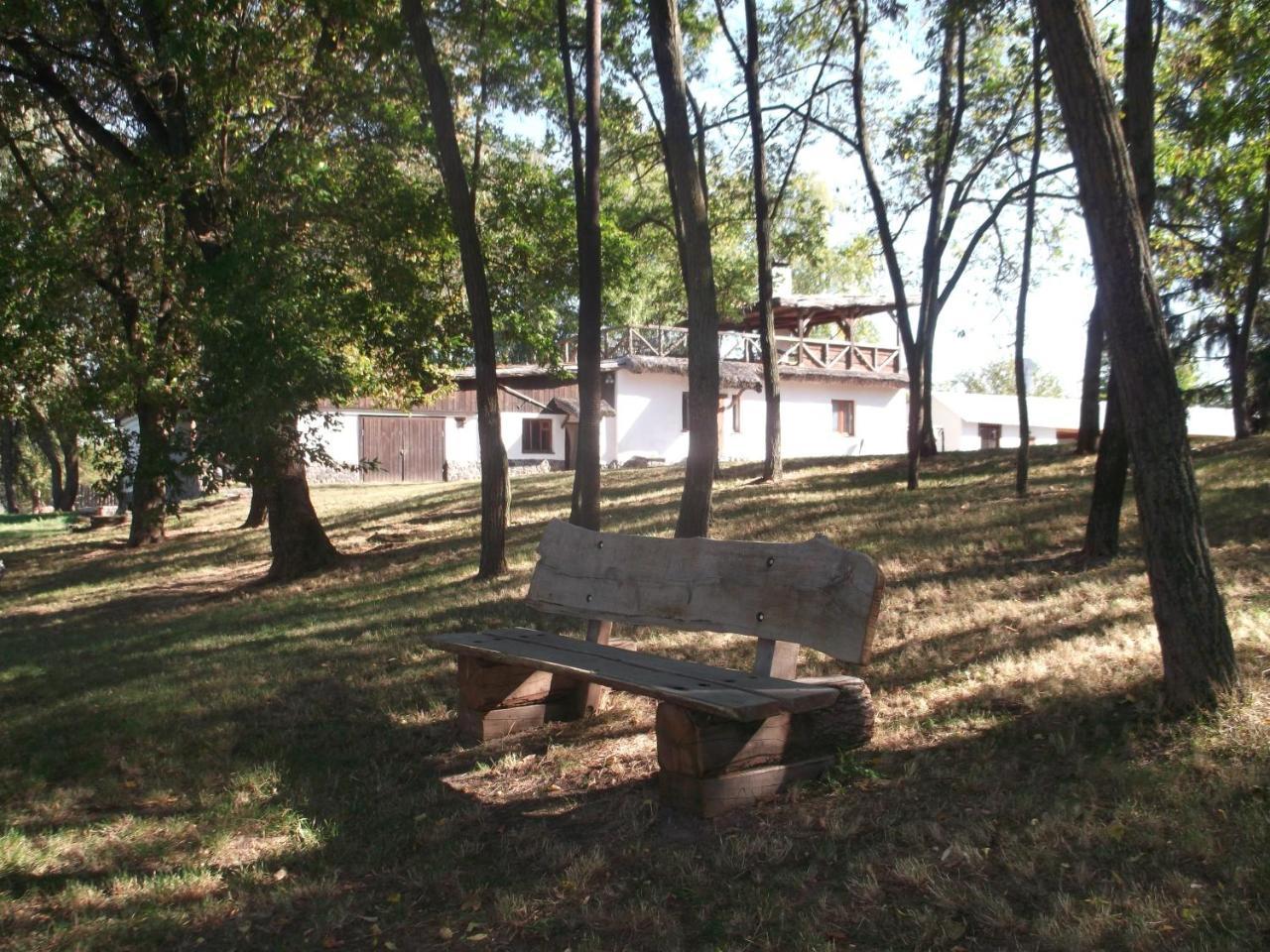 Гостинний Двір На Хуторі Хрещатик Khreshchatik Exterior foto