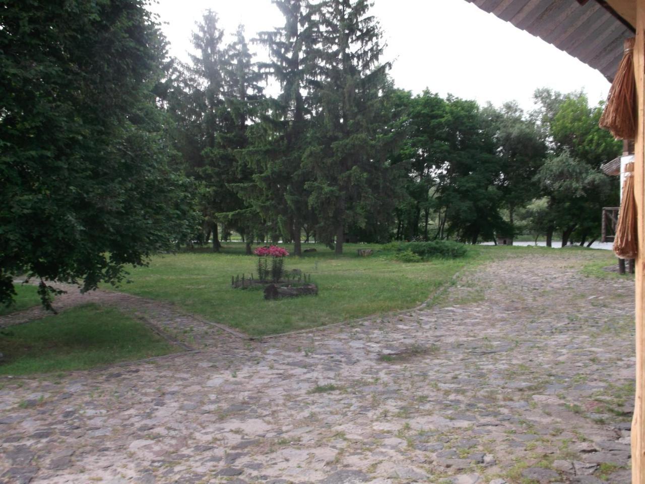 Гостинний Двір На Хуторі Хрещатик Khreshchatik Exterior foto