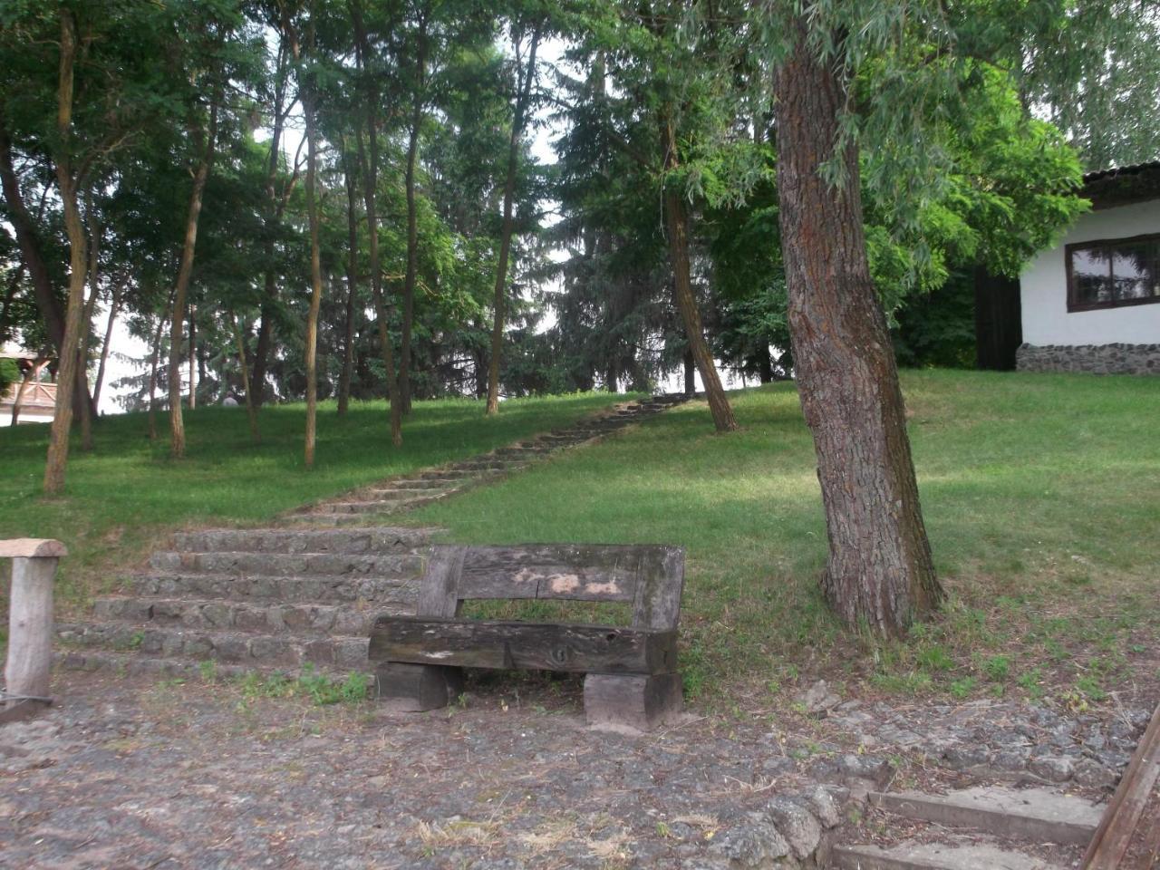 Гостинний Двір На Хуторі Хрещатик Khreshchatik Exterior foto