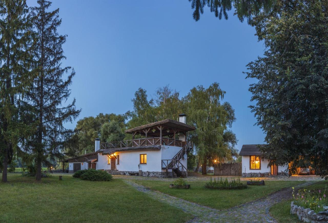Гостинний Двір На Хуторі Хрещатик Khreshchatik Exterior foto